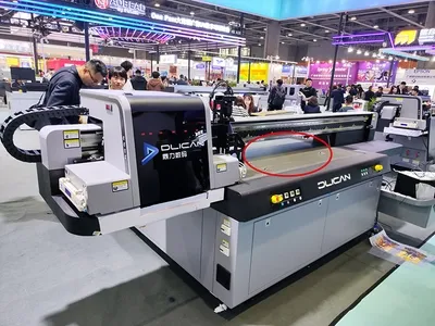Vacuum table installed on a printing machine