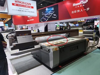 Vacuum table installed on a printing machine