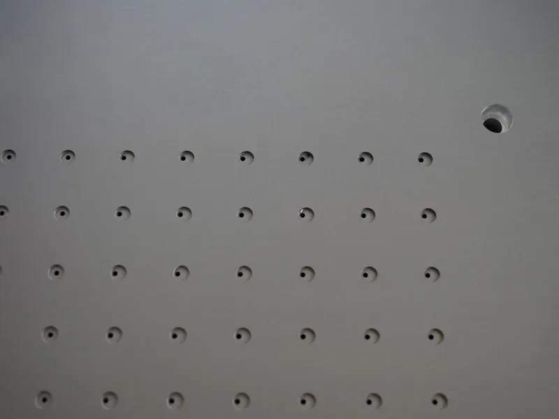Large & small holes (eccentric)