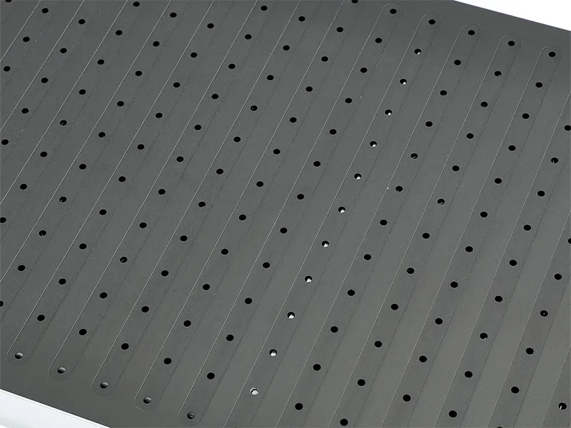 Horizontal slots